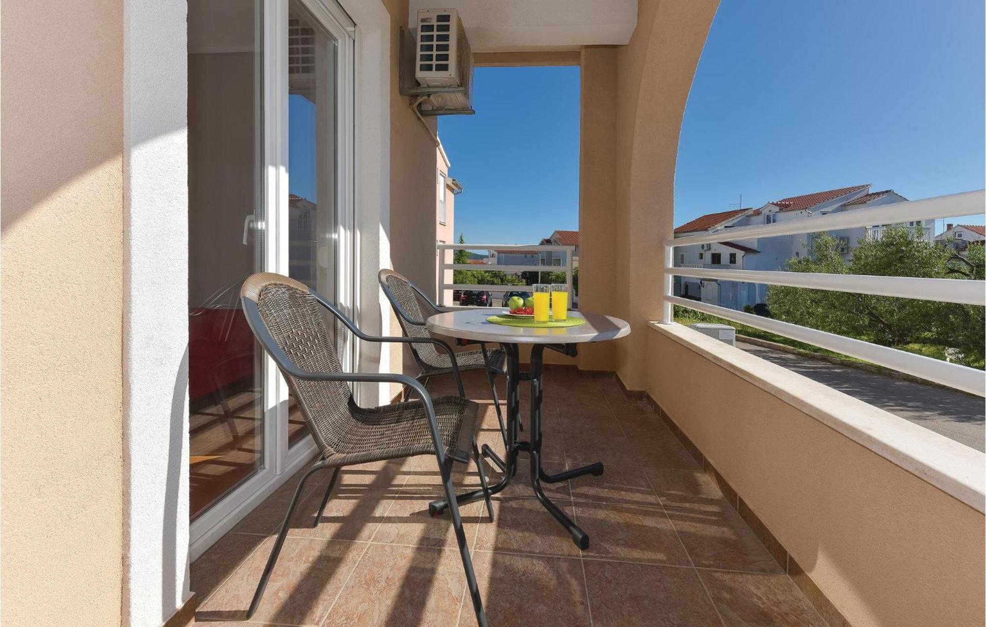 Gorgeous Apartment In Vodice With Kitchen Exteriér fotografie