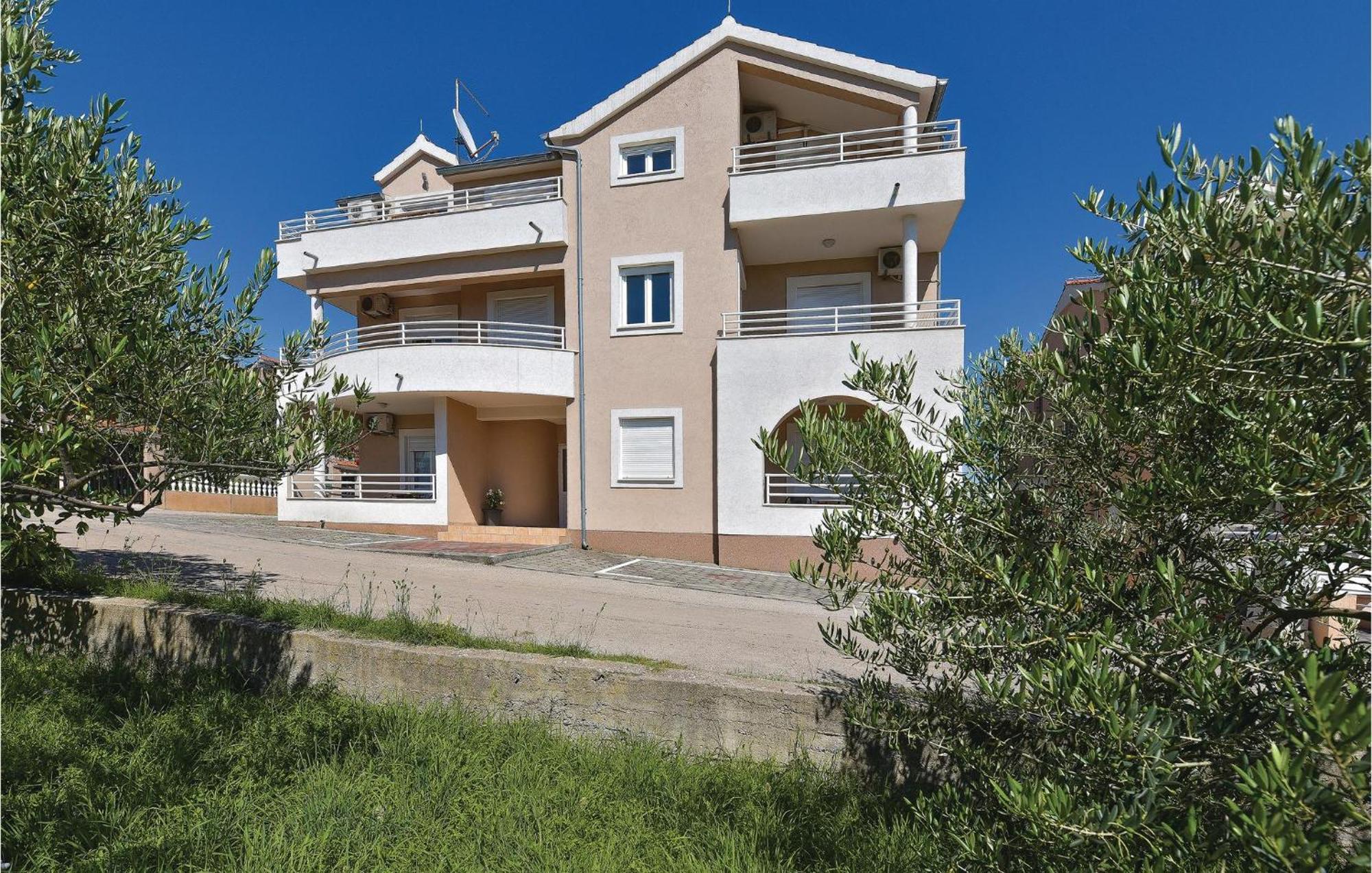 Gorgeous Apartment In Vodice With Kitchen Exteriér fotografie